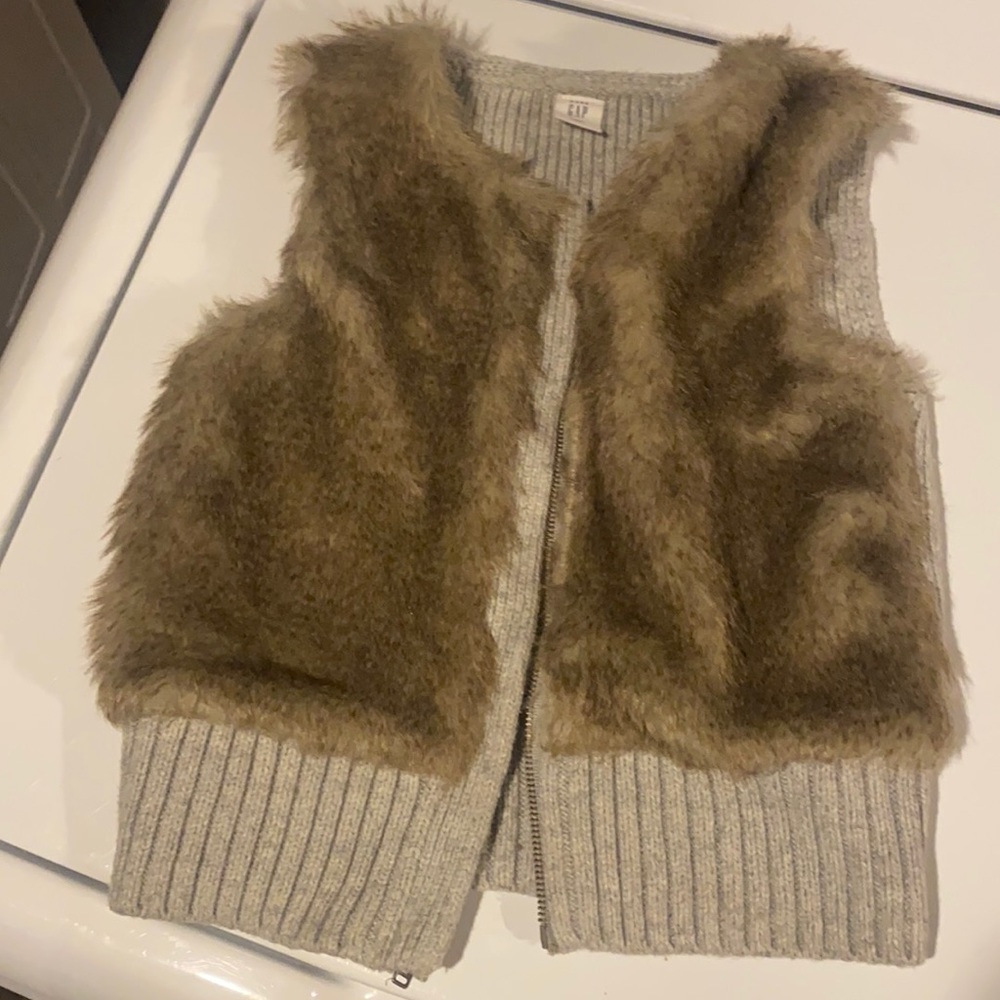 Kids gap fur vest